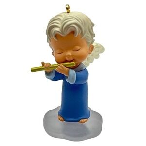 Hallmark Keepsake Angel Ornament Mary's Angel Veronica 2006 Playing Flute # 19
